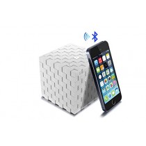 Supremery® Magic Cube Speaker Haut-parleur Bluetooth rechargeable portable wireless sans fil pour iPhones, iPads, téléphones Androids, smartphones, Écran tactile Tablets, MacBook, les ordinateurs portables, les lecteurs MP3 & lecteurs portables de CD / DV
