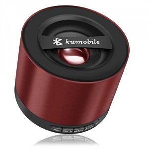 kwmobile Mini haut-parleur Bluetooth sans fil de couleur rouge, avec carte Micro SD, radio FM et microphone pour Apple iPhone, iPad, iPod ; Samsung Galaxy S2, S3, S4, S5,Tab, Note, Smartphone, Tablette avec chargeur